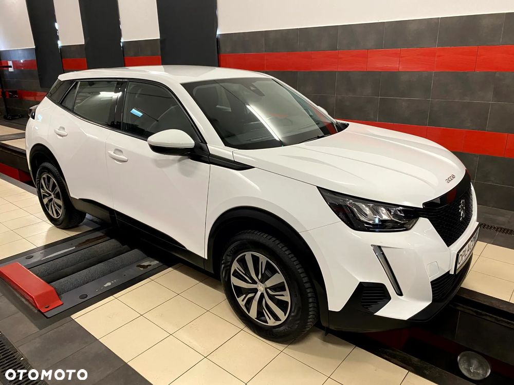 Peugeot 2008 1.5 BlueHDi Allure S&S - 4