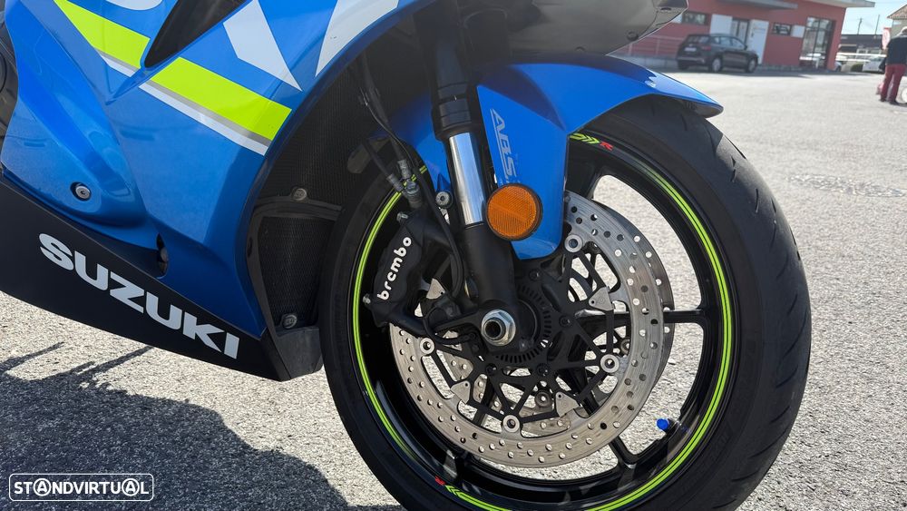 Suzuki GSX-R - 11