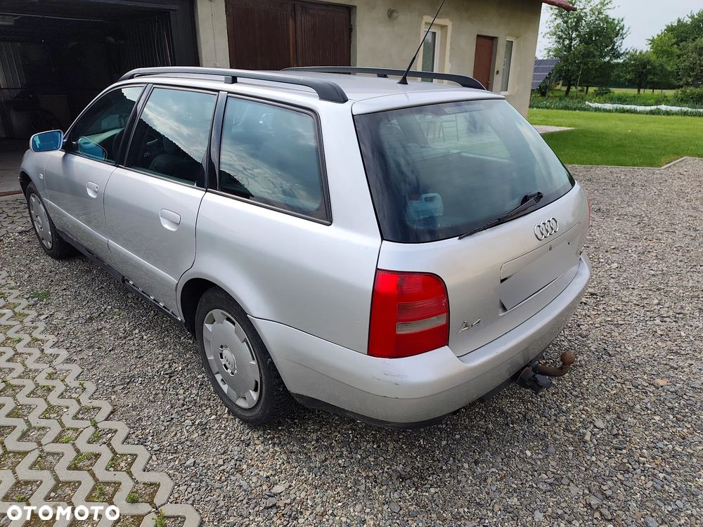 Audi A4 Avant - 3