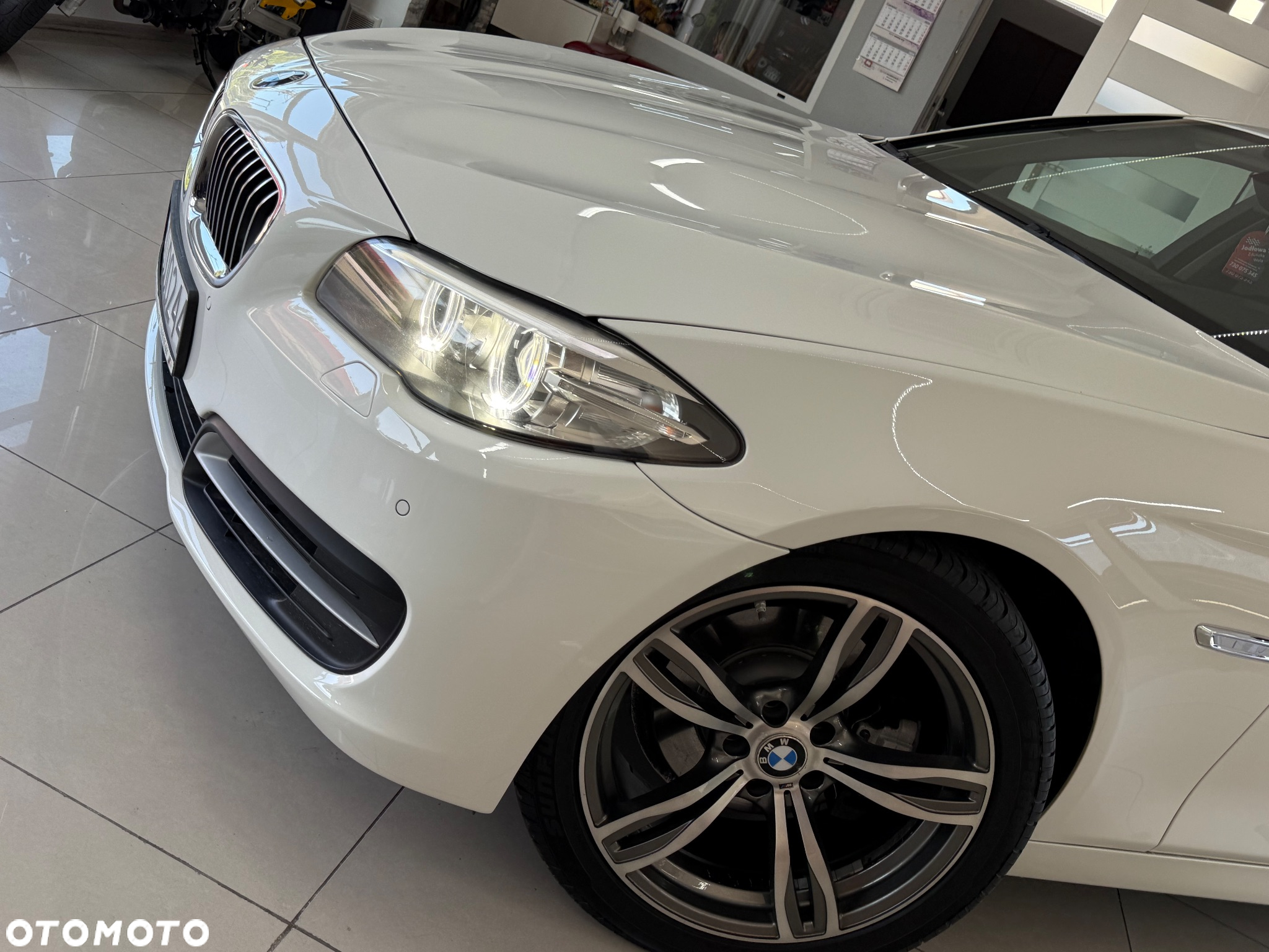 BMW Seria 5 520d - 37