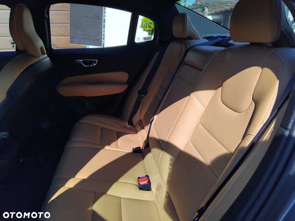 Volvo S60 - 37