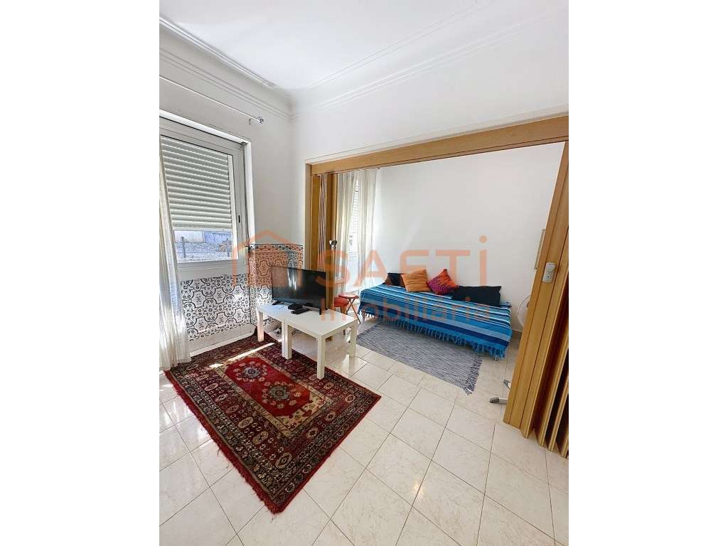 Apartamento T1+1 Mobilado na Penha de França - Grande imagem: 4/11