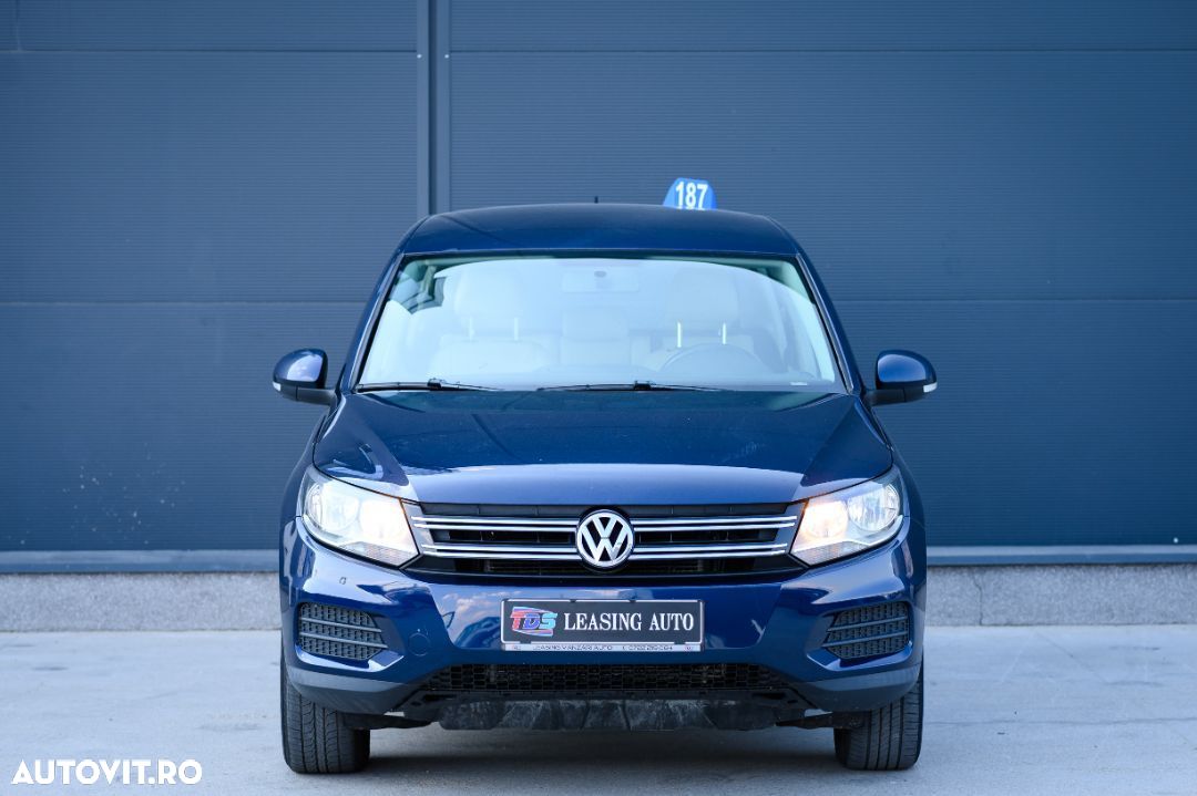 Volkswagen Tiguan - 1