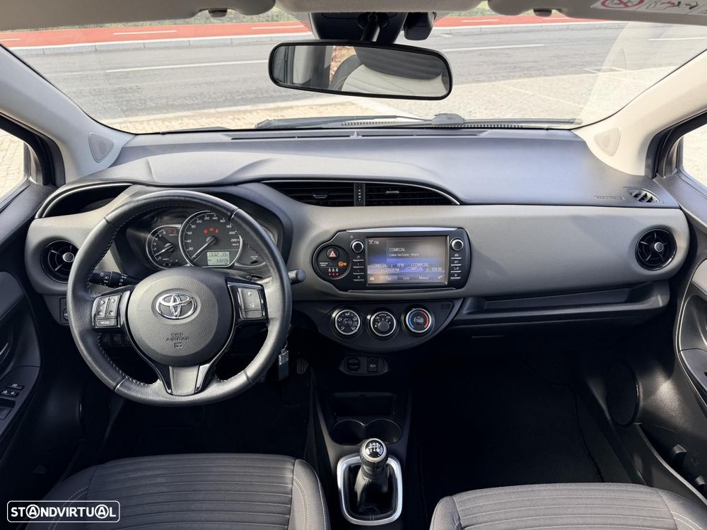 Toyota Yaris 1.0 VVT-i Comfort+P.Style - 13