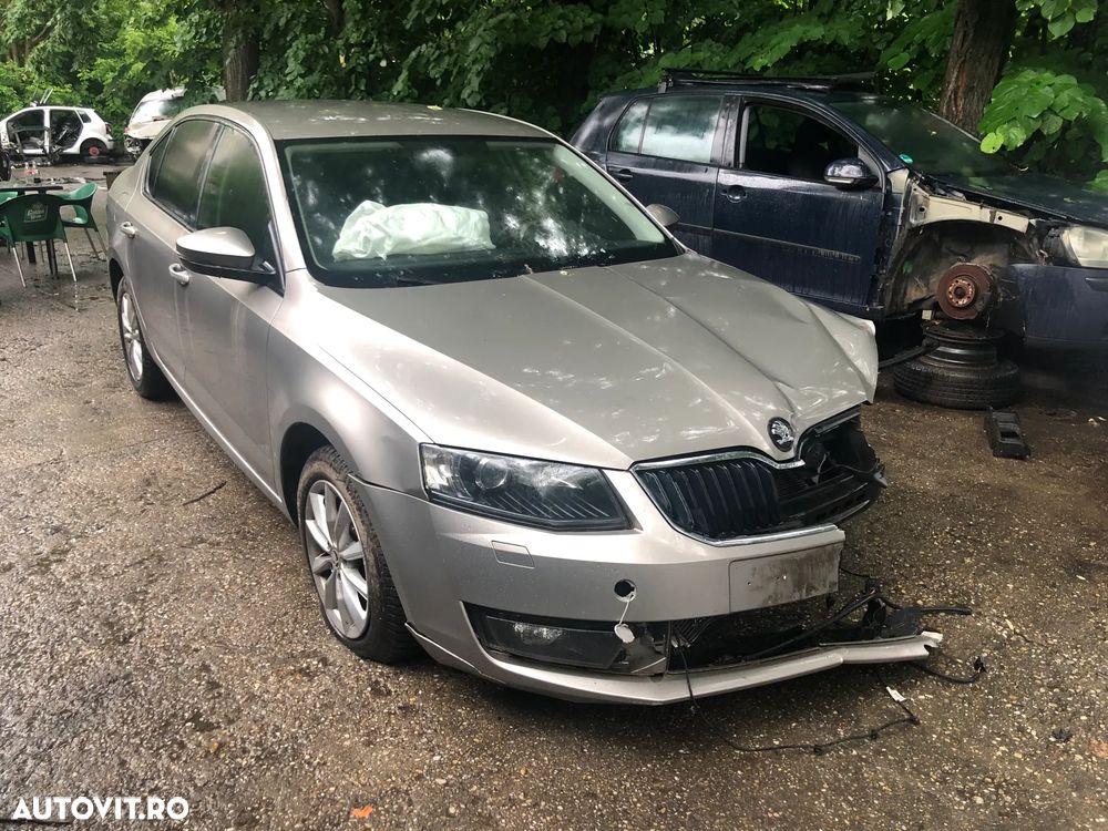 Dezmembrez Skoda Octavia 3 2016 2.0 TDI CRMB - 2