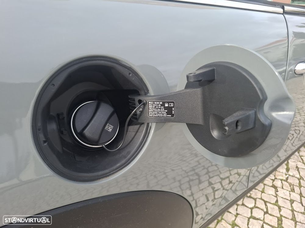 MINI Cabrio Cooper Essential - 51