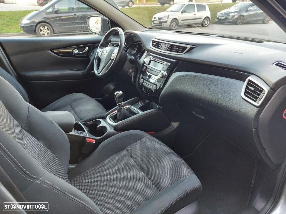 Nissan Qashqai 1.2 DIG-T N-Connecta - 13