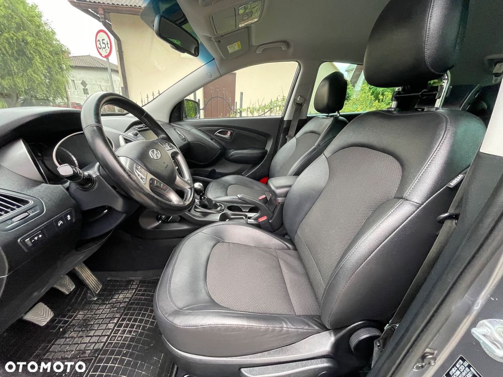 Hyundai ix35 1.7 CRDi 2WD Fifa World Cup Edition - 15