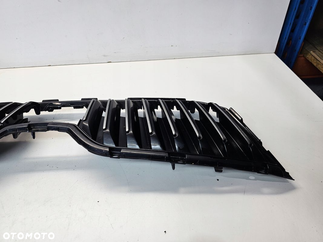 GRILL ATRAPA CHŁODNICY RADAR SKODA SUPERB III 3V0853653B ORYGINAŁ - 4