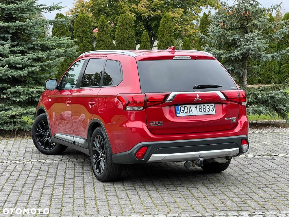 Mitsubishi Outlander - 8