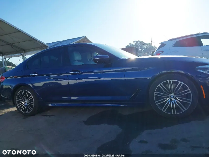 BMW Seria 5 540i xDrive - 6