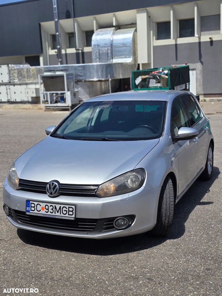 Volkswagen Golf 2.0 TDI Comfortline - 6