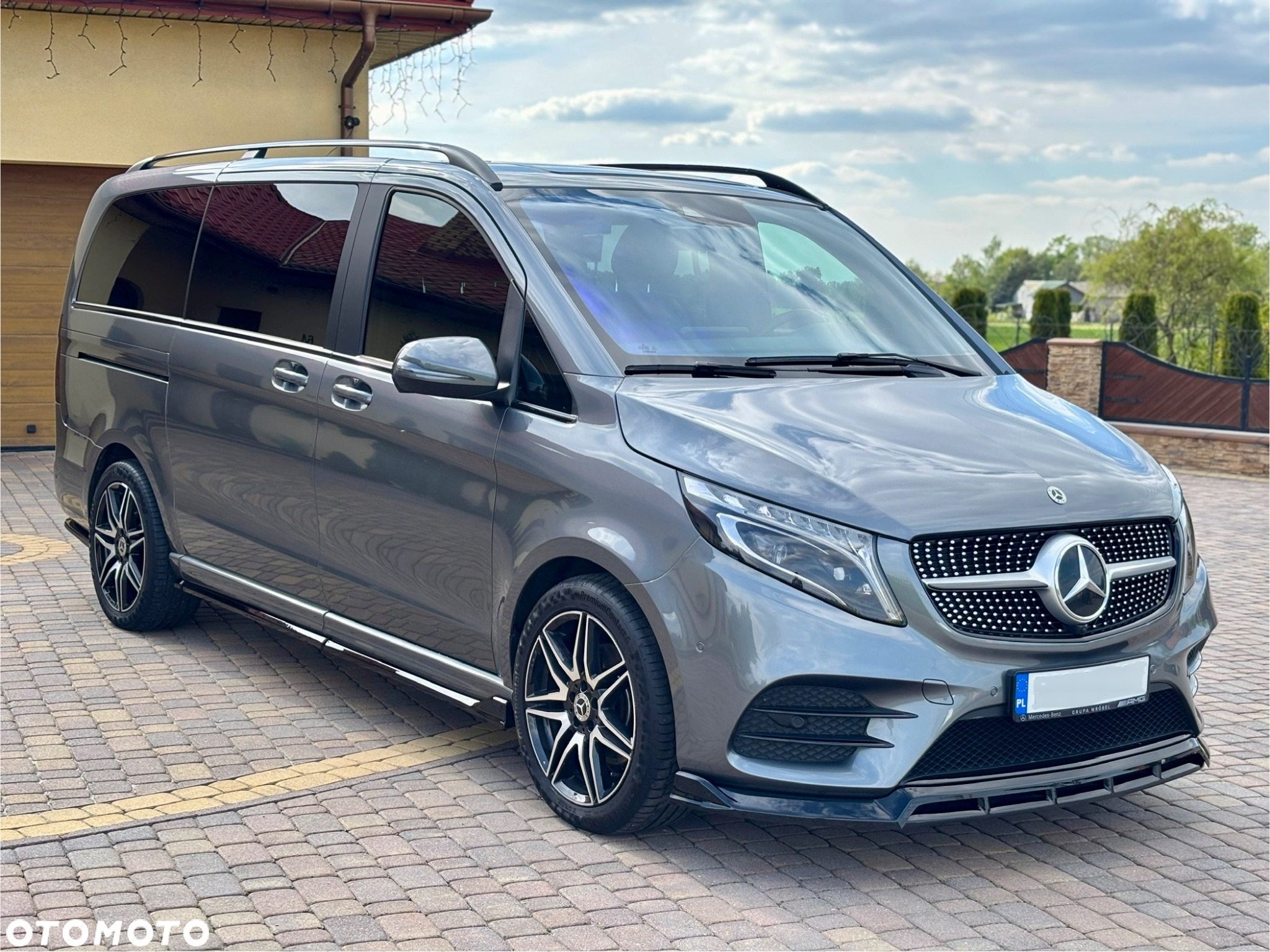 Mercedes-Benz Klasa V 300 d Avantgarde 9G-Tronic - 2