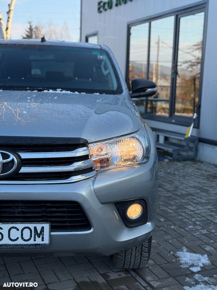Toyota Hilux 4x4 Double Cab M/T Comfort - 14