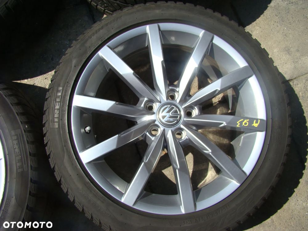 a93 5x112 VW Passat B9 B8 Beetle T-Roc 8jx18 opony zima 235/45 - 3