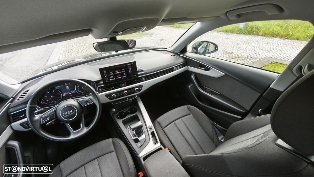 Audi A4 Avant 30 TDI S tronic - 10