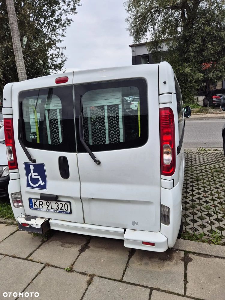 Renault Trafic 2.0 dCi 90 FAP Combi L1H1 - 12