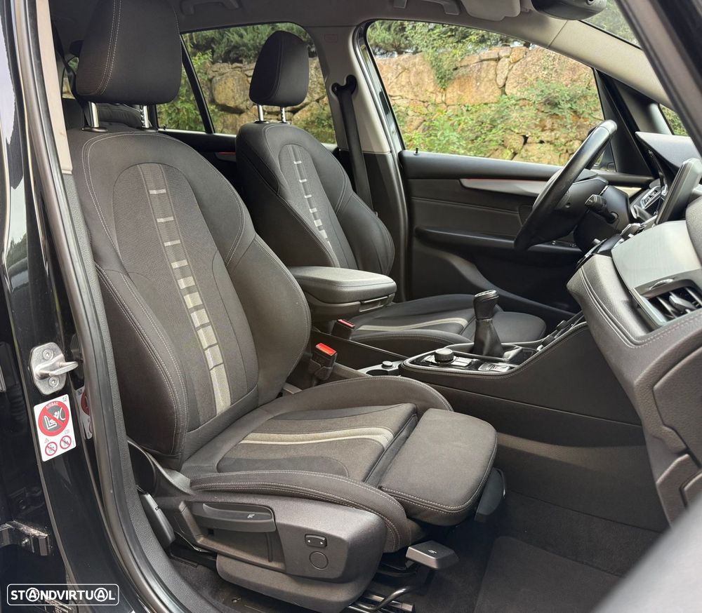 BMW 216 Gran Tourer d 7L Line Sport - 24