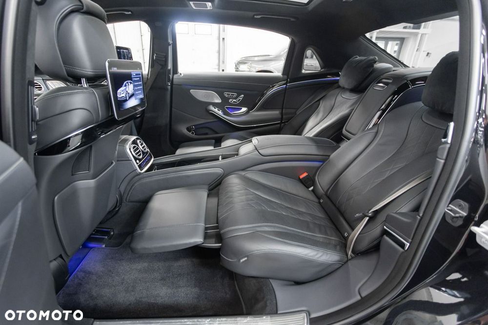 Mercedes-Benz Klasa S 560 4-Matic L 9G-TRONIC - 21
