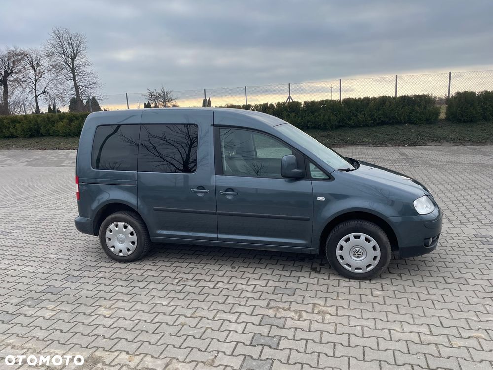 Volkswagen Caddy - 4