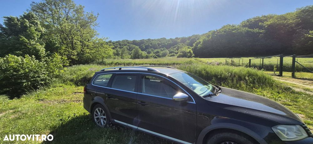 Volkswagen Passat 2.0 TDI 4Motion BlueMotion Technology Highline - 3
