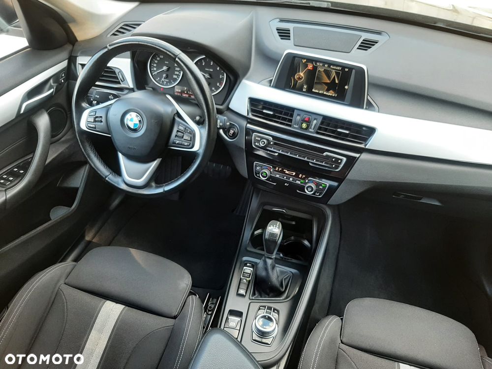 BMW X1 xDrive18d Advantage - 25