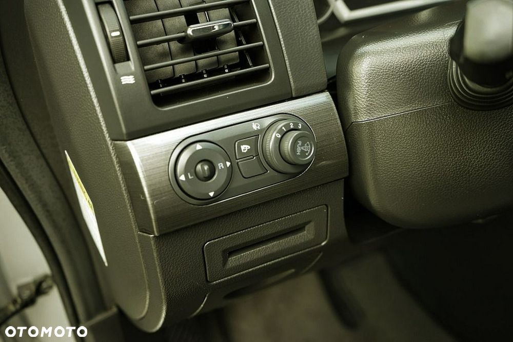 Chevrolet Captiva - 18