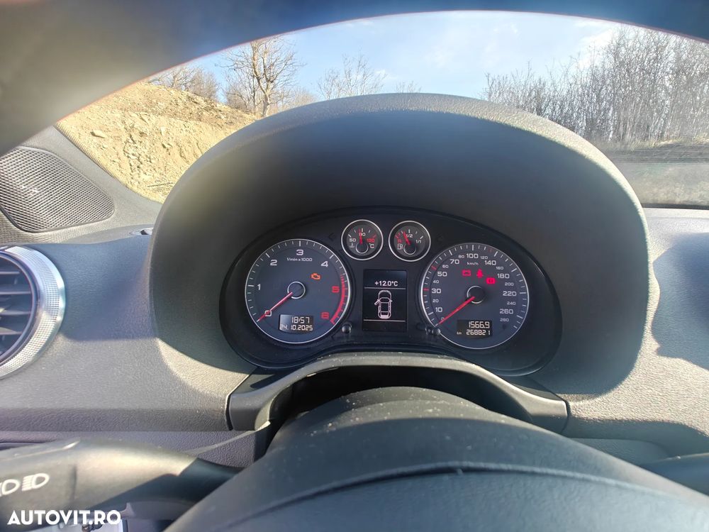 Audi A3 2.0 TDI Sportback DPF quattro S line Sportpaket - 9