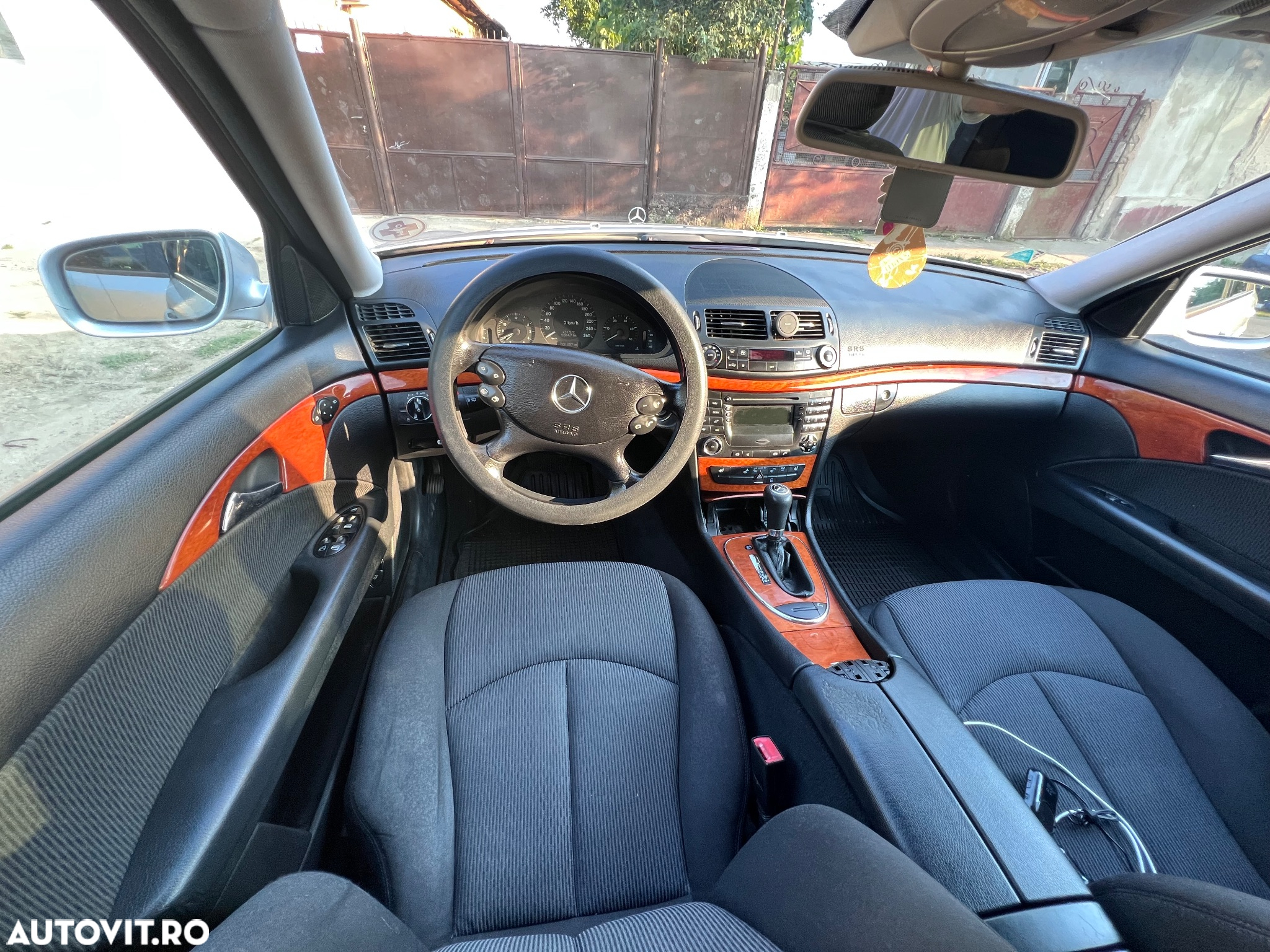 Mercedes-Benz E 220 T CDI Automatik Classic BusinessEDITION - 8