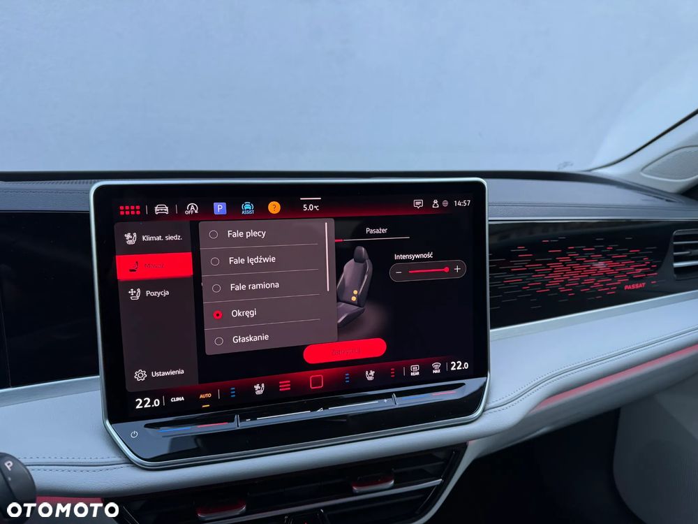 Volkswagen Passat 2.0 TDI SCR Elegance DSG - 23