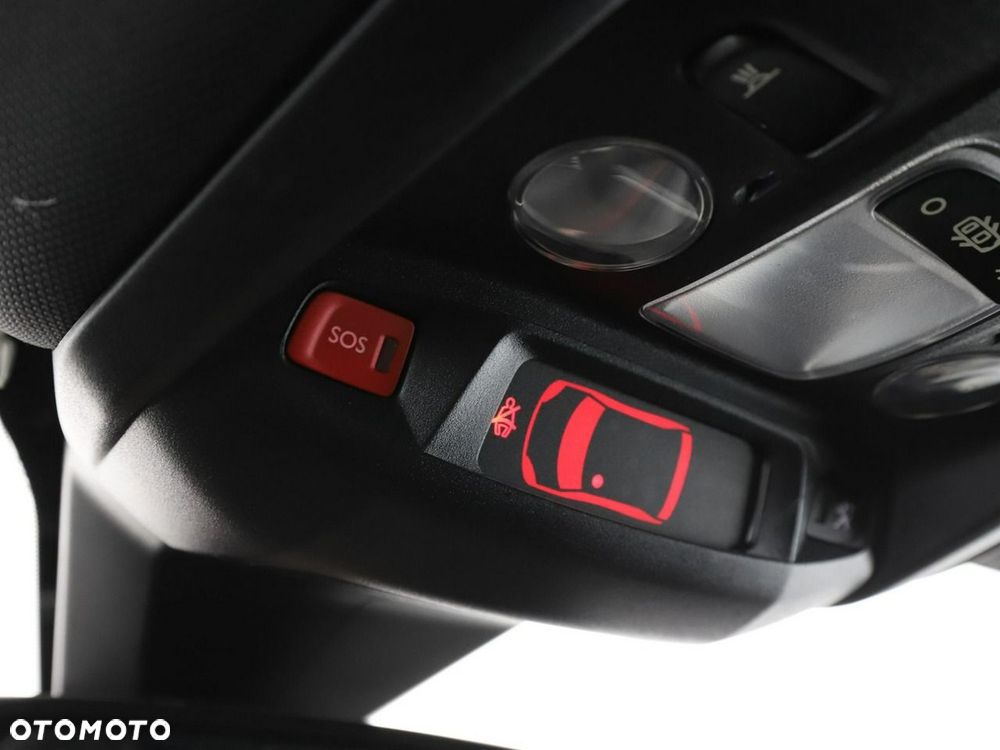 Peugeot 3008 PureTech 180 Stop & Start GPF EAT8 GT Pack - 41