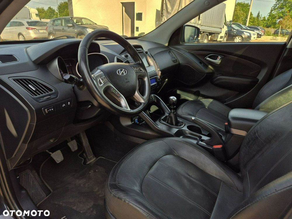 Hyundai ix35 - 13