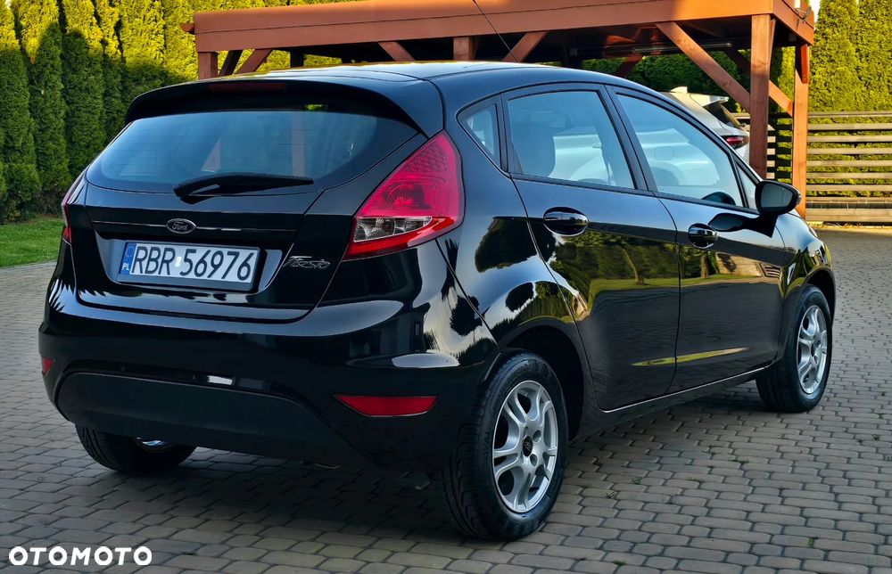 Ford Fiesta 1.4 Champions Edition - 10