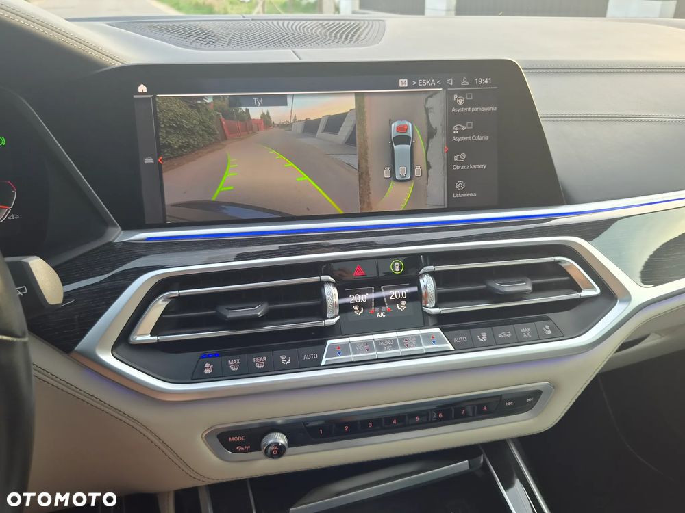 BMW X7 - 10