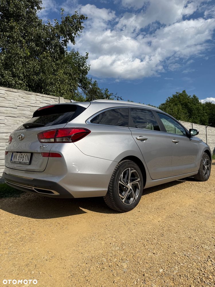 Hyundai i30 1.6 D Comfort - 4