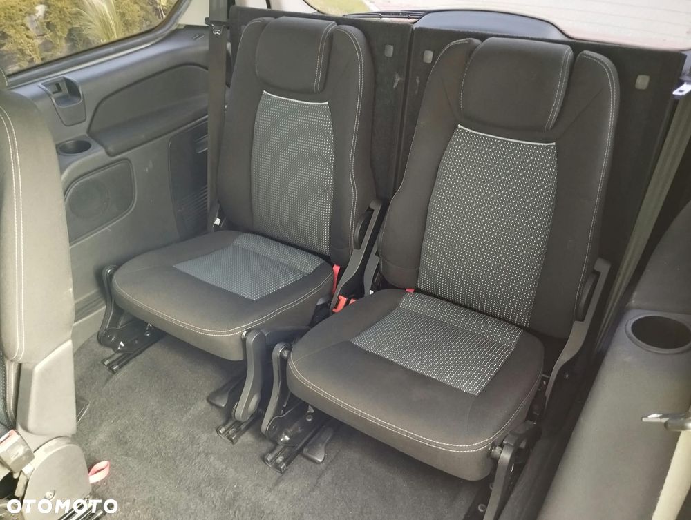 Ford Galaxy 2.0 TDCi Titanium - 14
