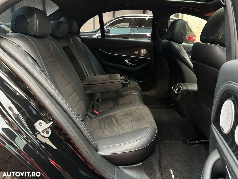 Mercedes-Benz E 300 de 9G-TRONIC AMG Line - 23