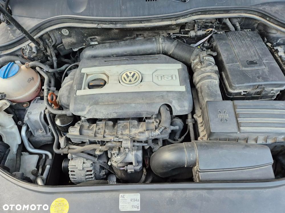 Volkswagen Passat 1.8 TSI Highline - 12
