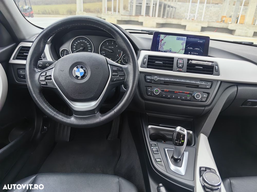 BMW Seria 3 320d Touring xDrive Aut. Sport Line - 3