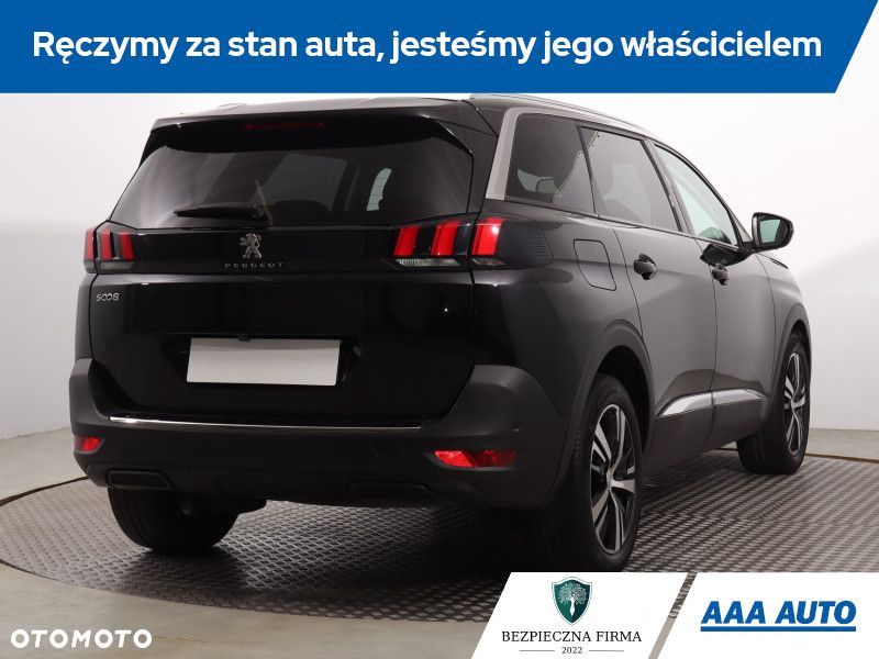 Peugeot 5008 - 5