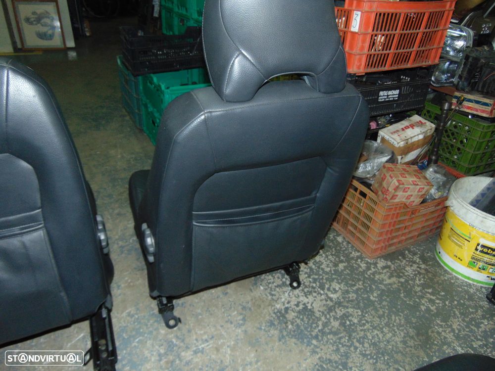 Volvo V70 bancos - 13