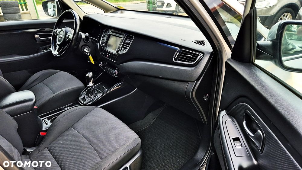 Kia Carens 1.6 GDI Business Line 7os EU6 - 36