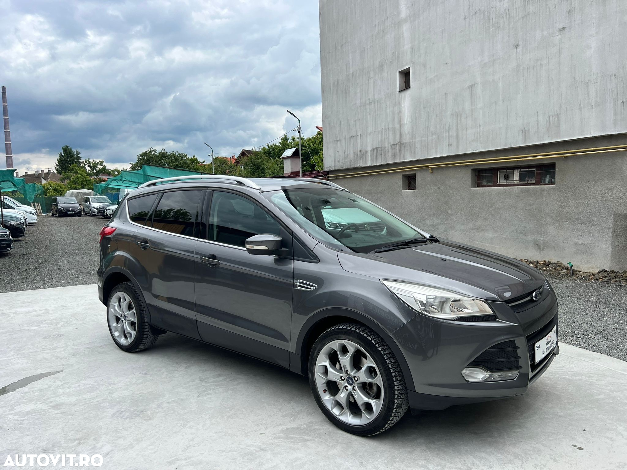 Ford Kuga - 22