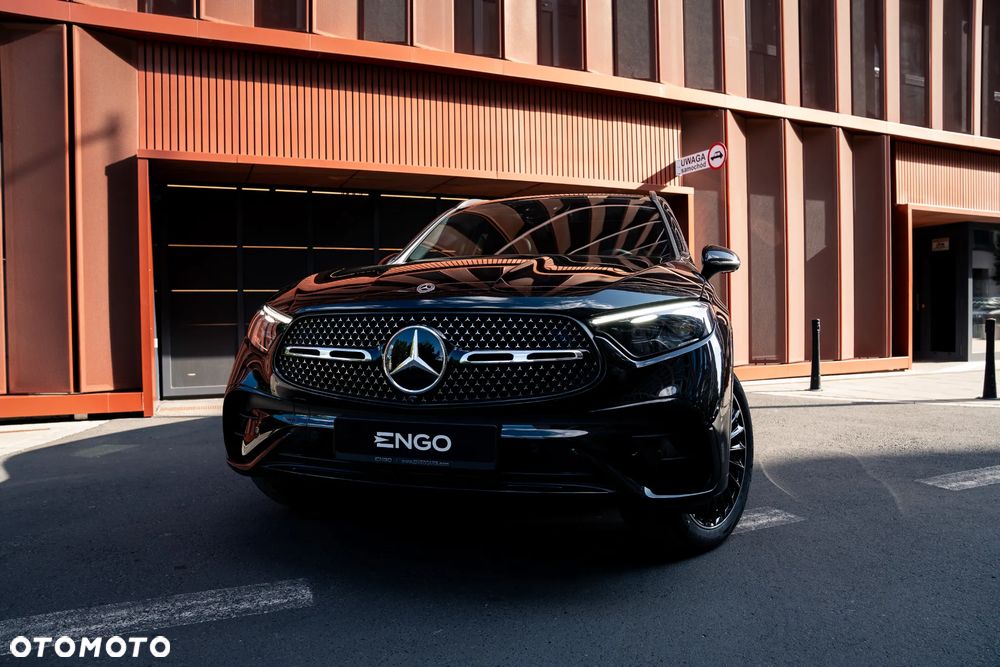 Mercedes-Benz GLC 300 mHEV 4-Matic AMG Line - 9