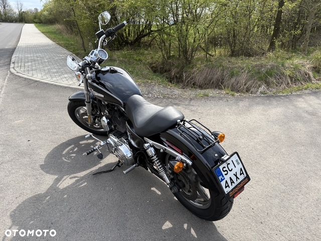 Harley-Davidson Sportster Custom 1200C - 11