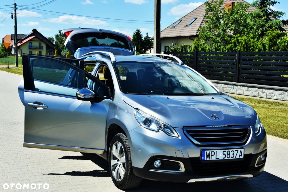 Peugeot 2008 PureTech 110 Stop&Start Allure - 23