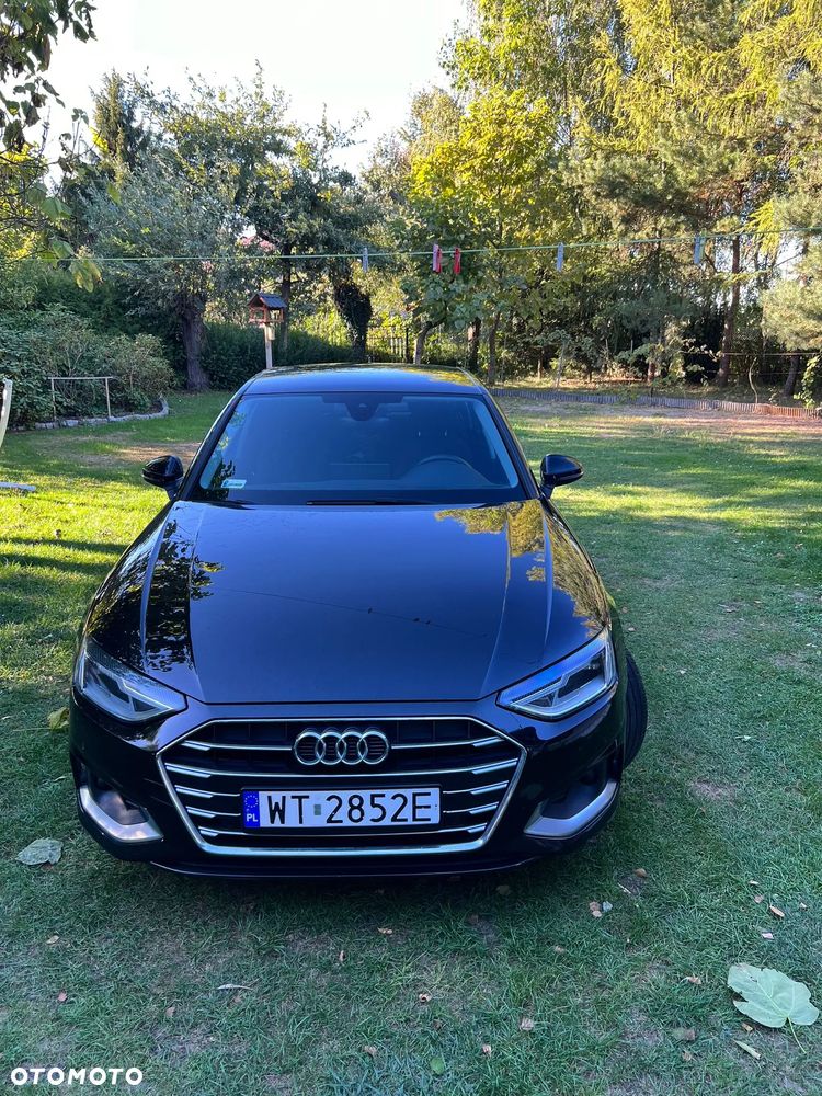 Audi A4 Limousine - 4