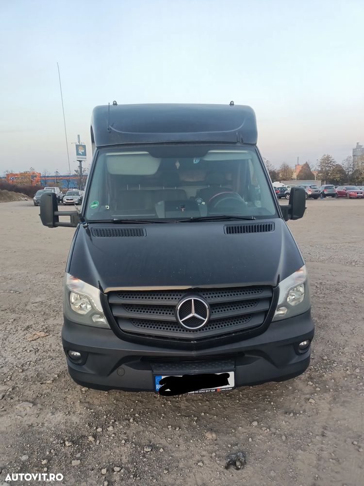 Mercedes-Benz Sprinter - 11
