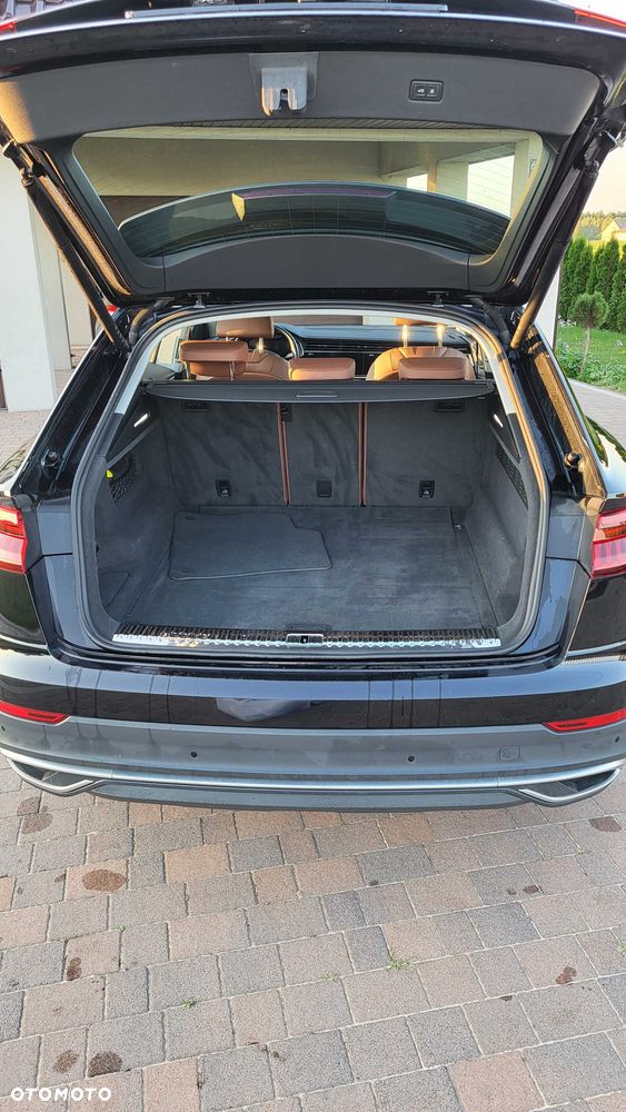 Audi Q8 - 8