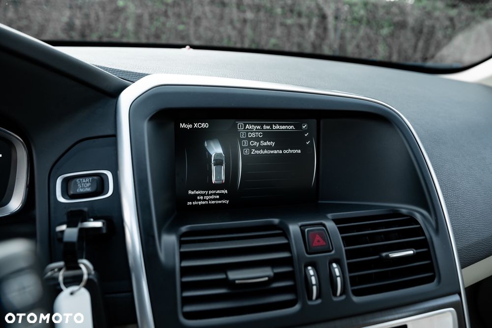 Volvo XC 60 D4 Drive-E Momentum - 37